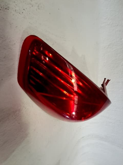 Piloto trasero izquierdo OPEL CORSA D (S07) 3