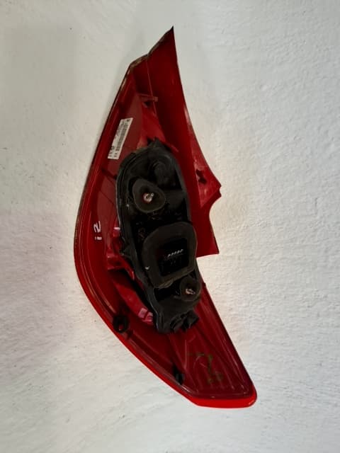 Piloto trasero izquierdo OPEL CORSA D (S07) 2