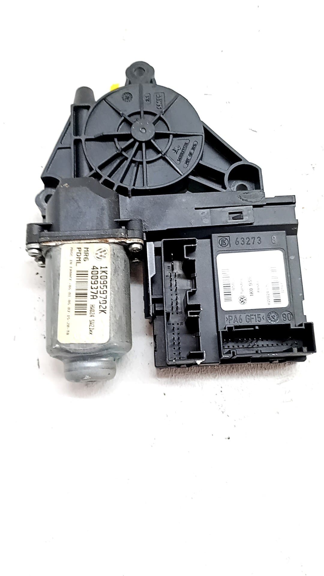 Motor elevalunas delantero derecho VOLKSWAGEN GOLF V BERLINA (1K1) 3