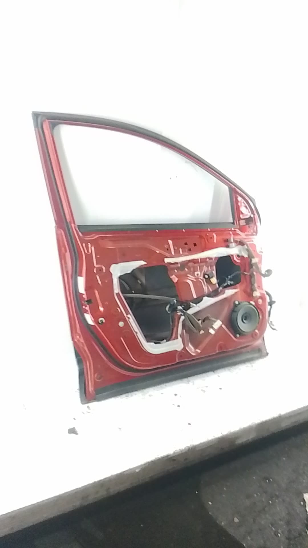 Puerta delantera izquierda RENAULT KADJAR 2