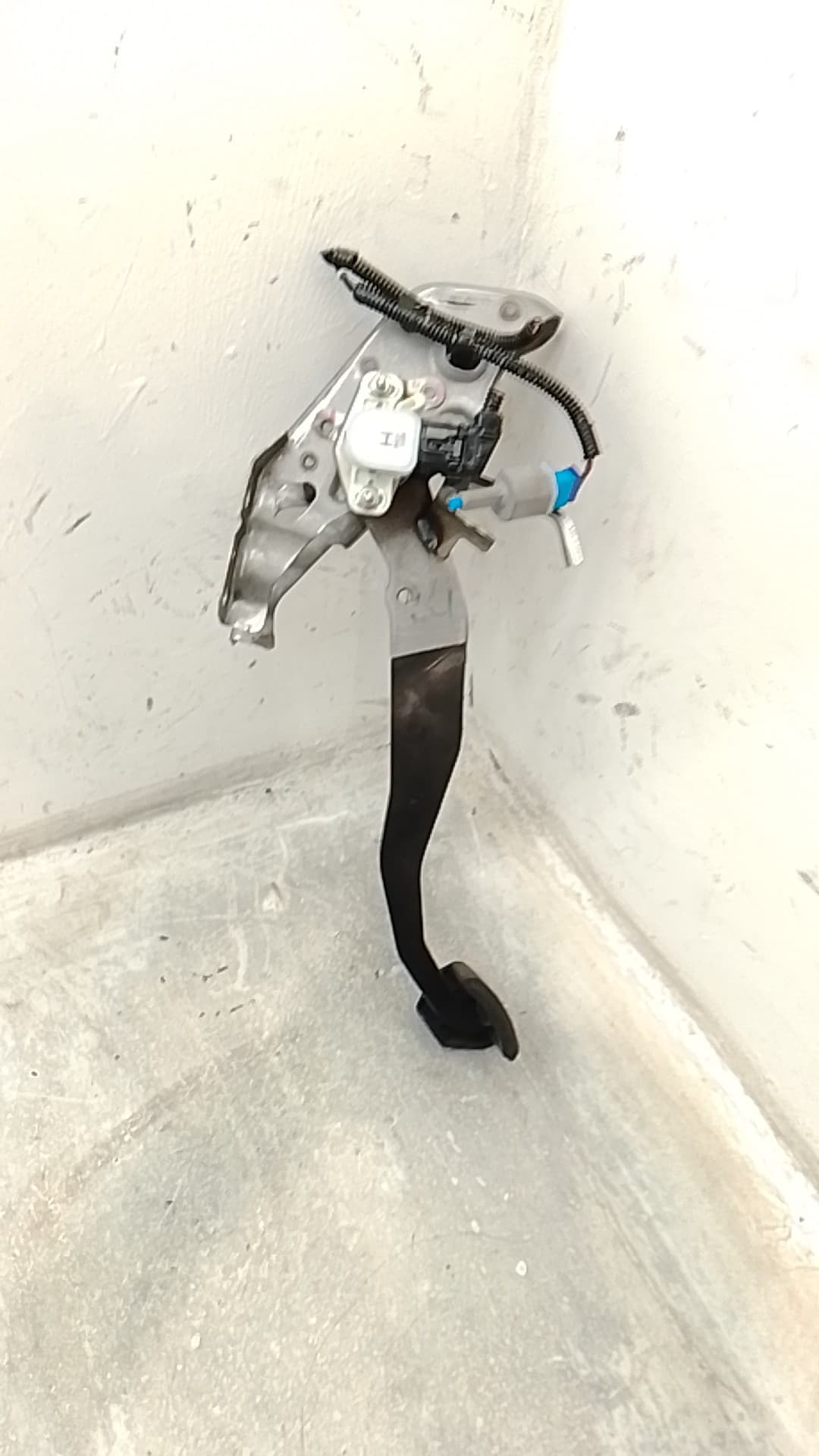 Pedal freno TOYOTA C-HR 3