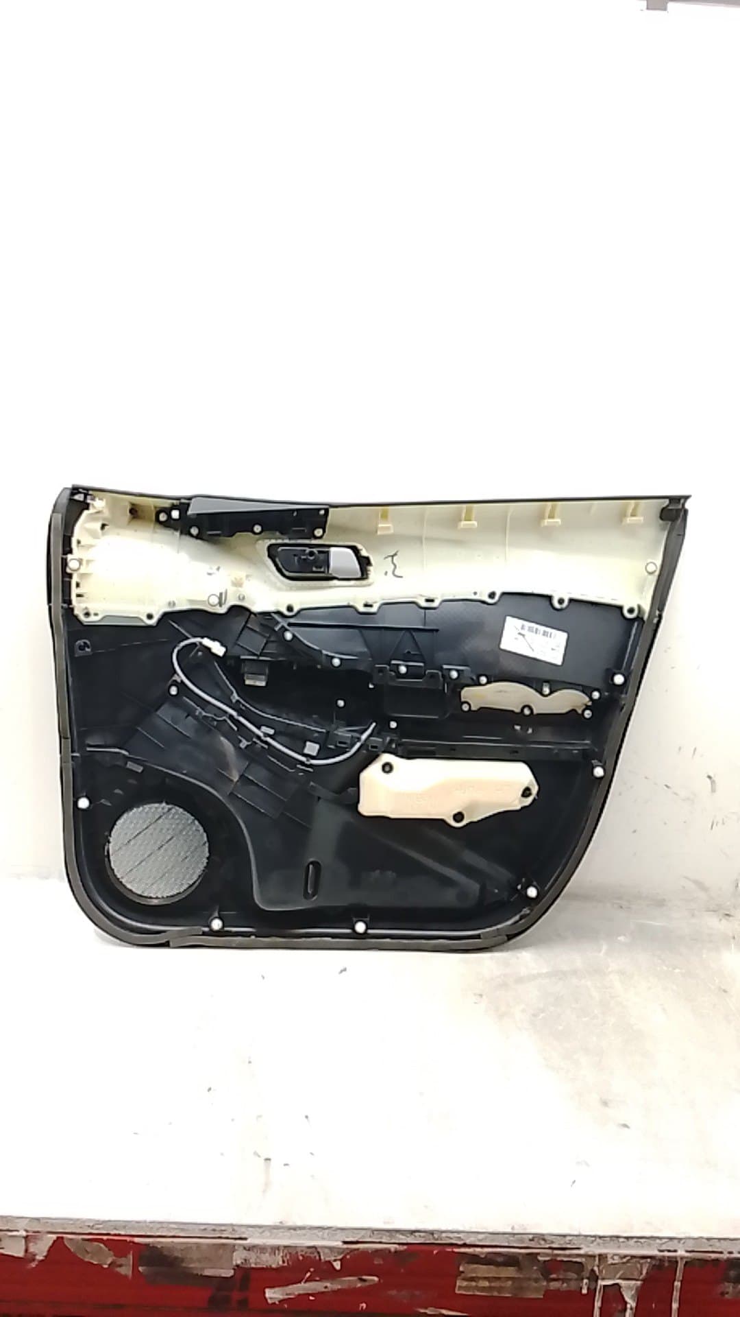 Recambio TOYOTA C-HR ref. 67620F4170C2 5