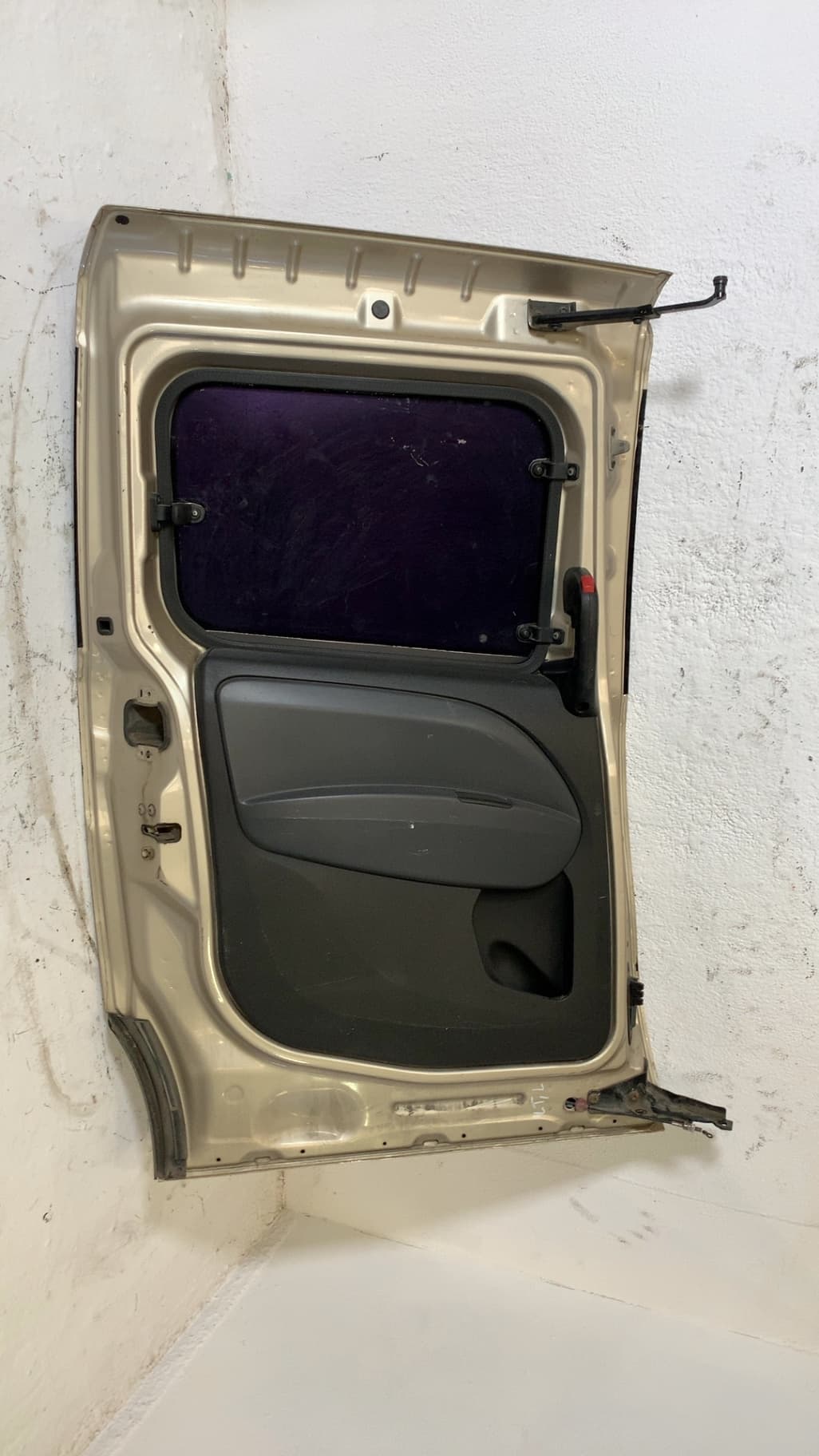 Puerta lateral corredera izquierda FIAT DOBLO 3