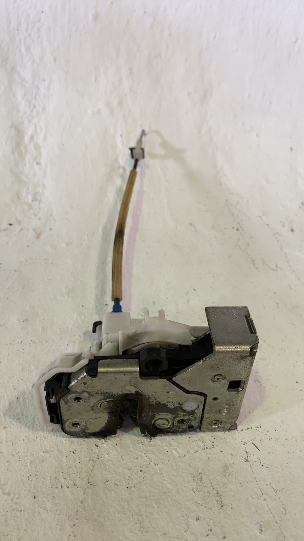 Cerradura puerta delantera derecha FIAT DOBLO