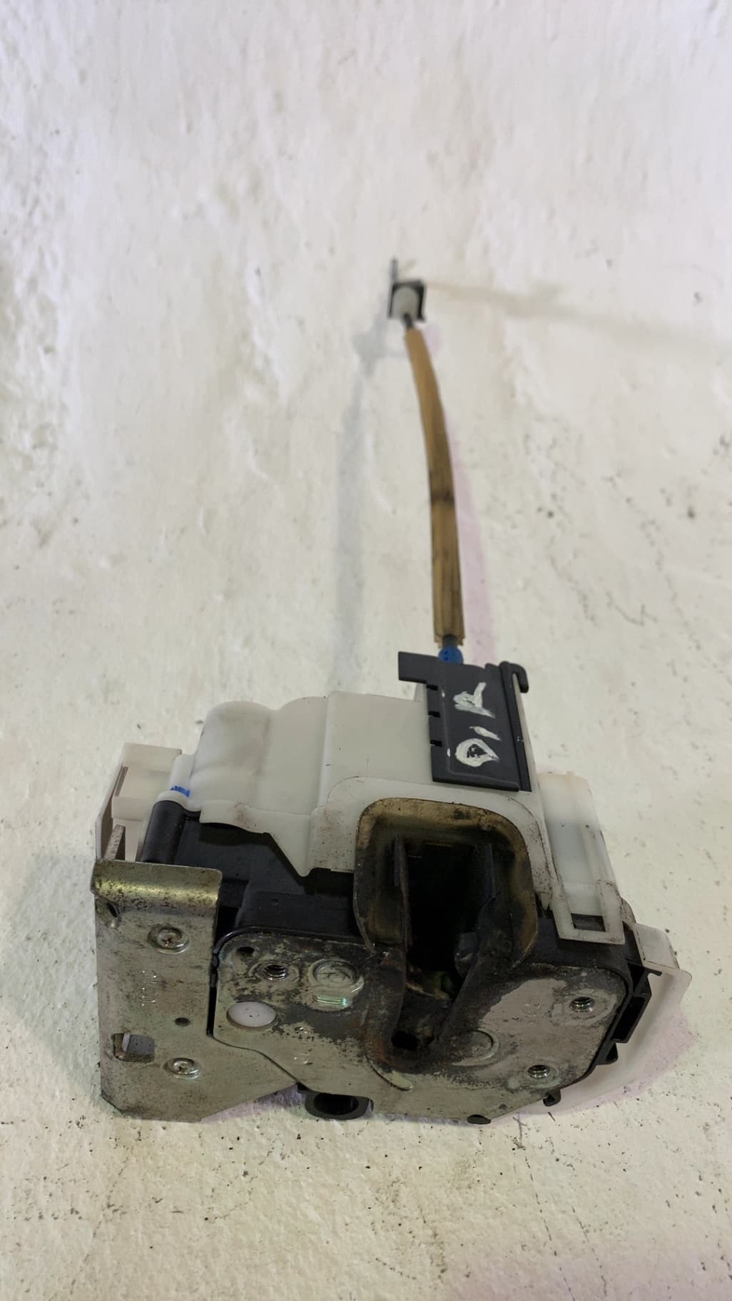 Cerradura puerta delantera derecha FIAT DOBLO 2