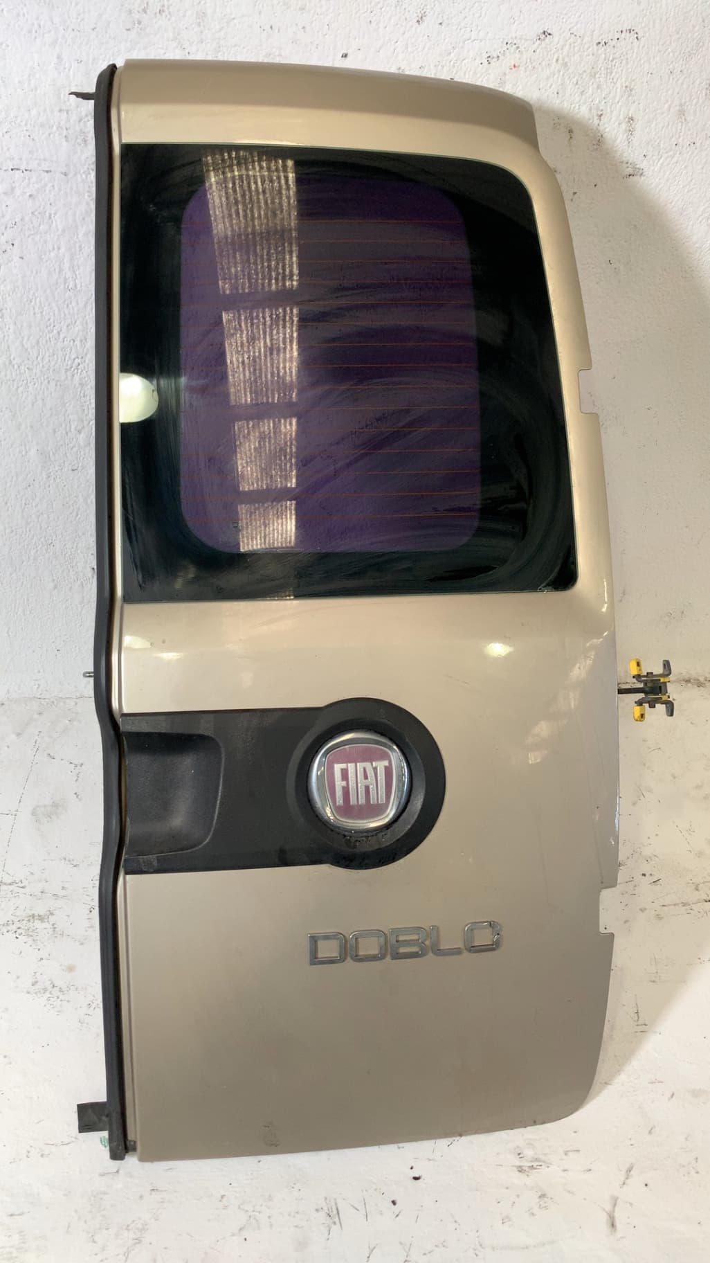 Porton trasero derecho FIAT DOBLO