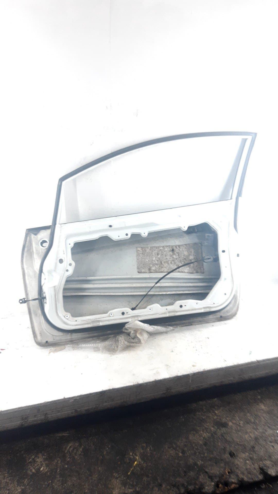 Puerta delantera derecha FORD FIESTA VI VAN 2