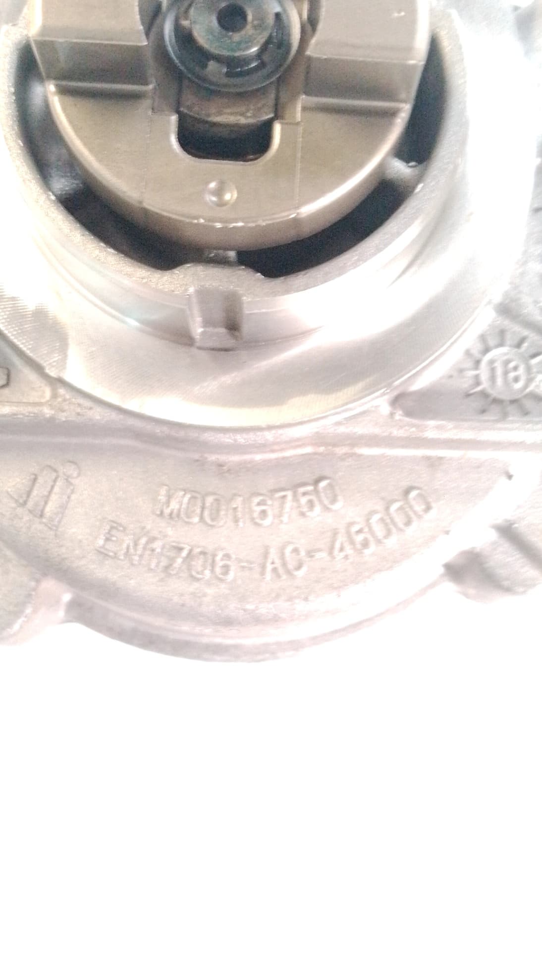 Depresor freno / bomba vacio PEUGEOT 2008 (--.2013->) 3