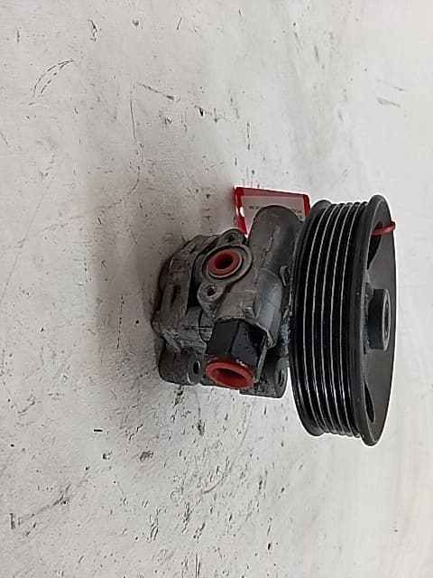 Bomba direccion HYUNDAI SONATA (NF)