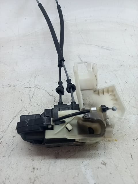 Cerradura puerta delantera izquierda HYUNDAI SONATA (NF) 2