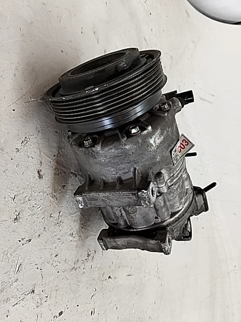 Recambio HYUNDAI SONATA (NF) ref. 977013K720