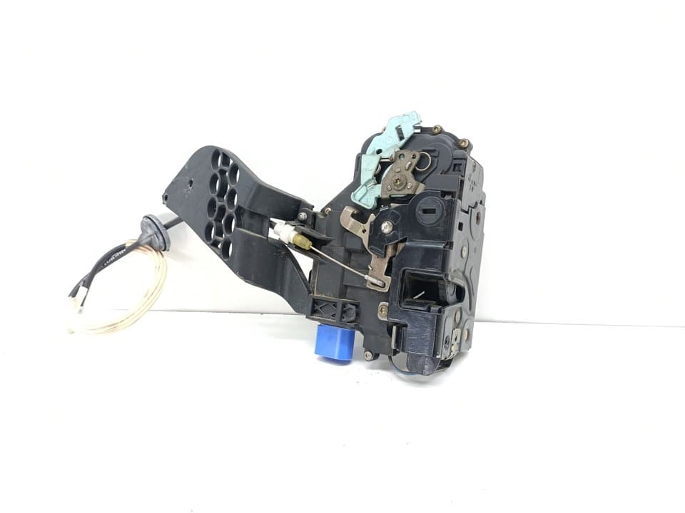 Cerradura puerta trasera derecha VOLKSWAGEN TOUAREG (7LA)
