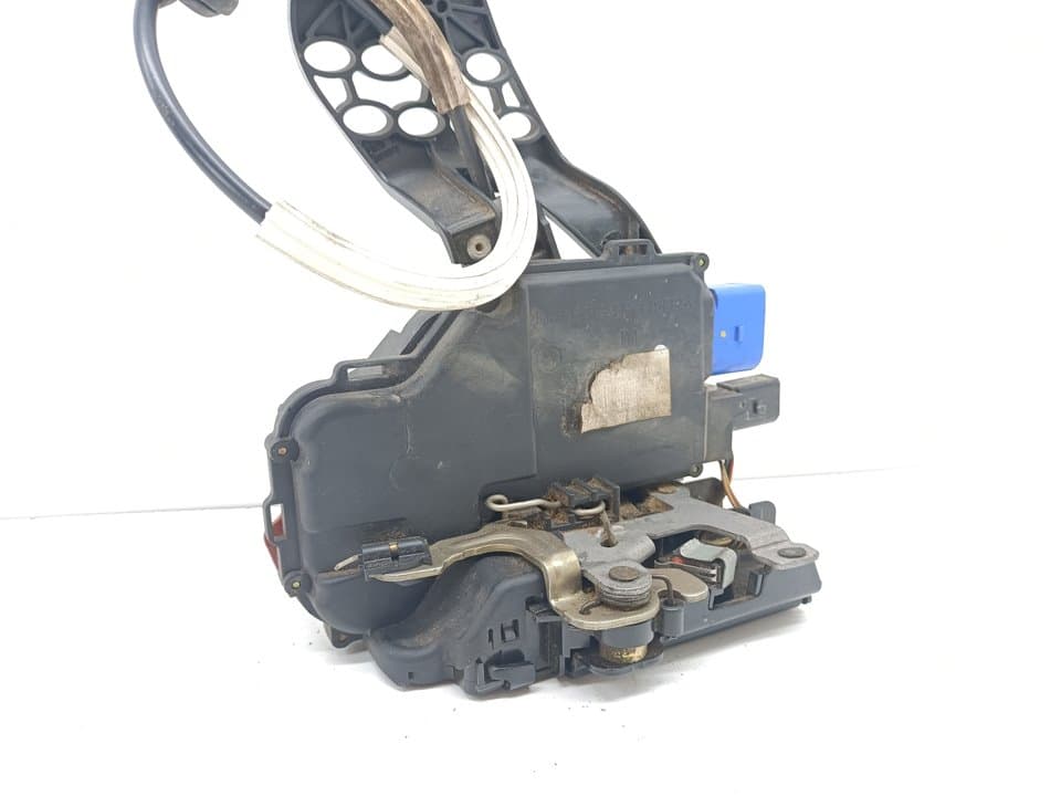 Cerradura puerta trasera izquierda VOLKSWAGEN TOUAREG (7LA) 2