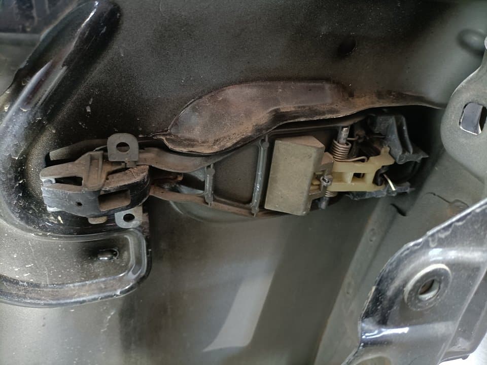 Puerta delantera derecha VOLKSWAGEN TOUAREG (7LA) 2