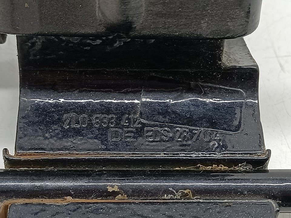 Bisagra VOLKSWAGEN TOUAREG (7LA) 2