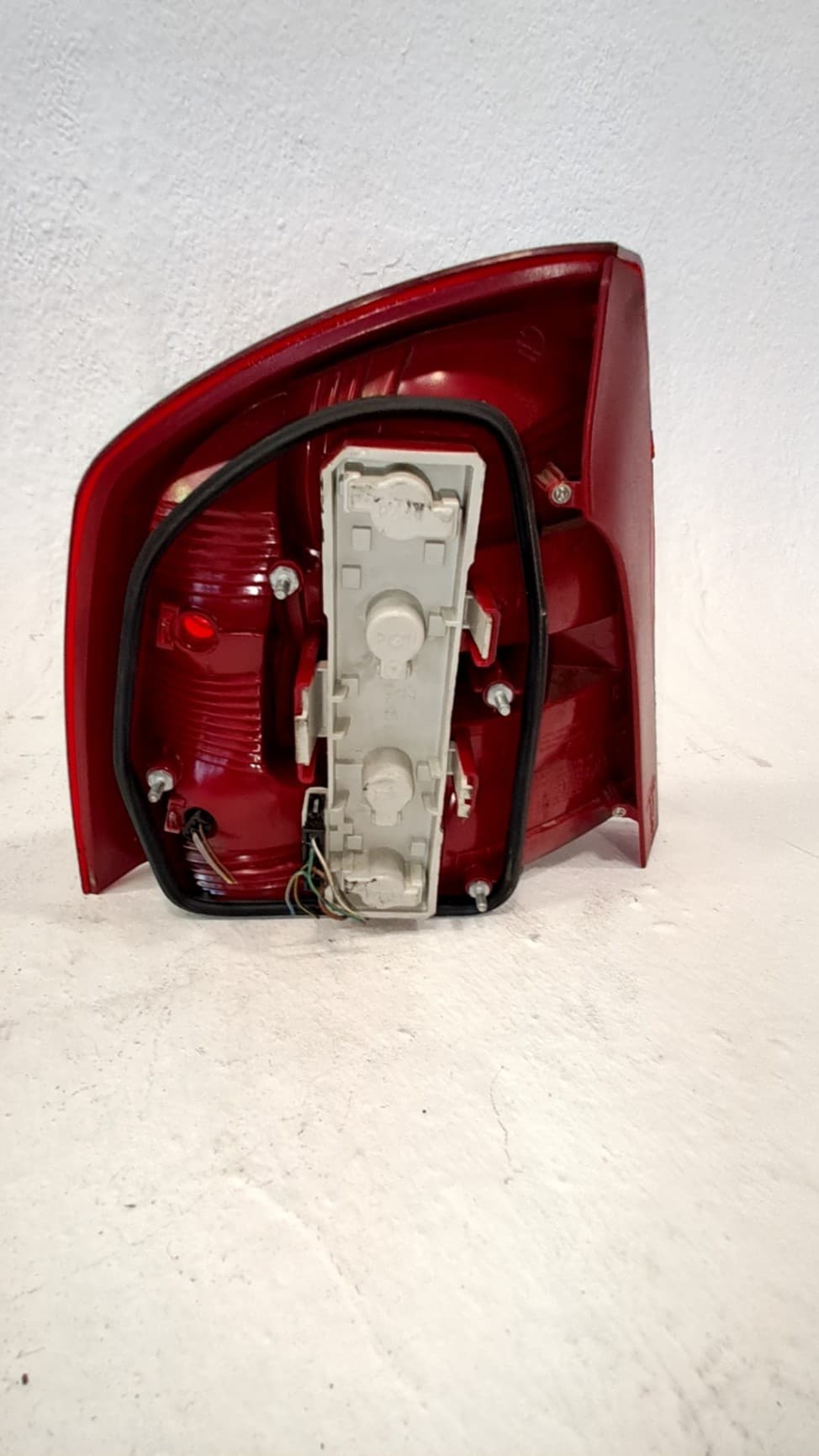 Piloto trasero derecho SKODA OCTAVIA BERLINA (1U2) 2