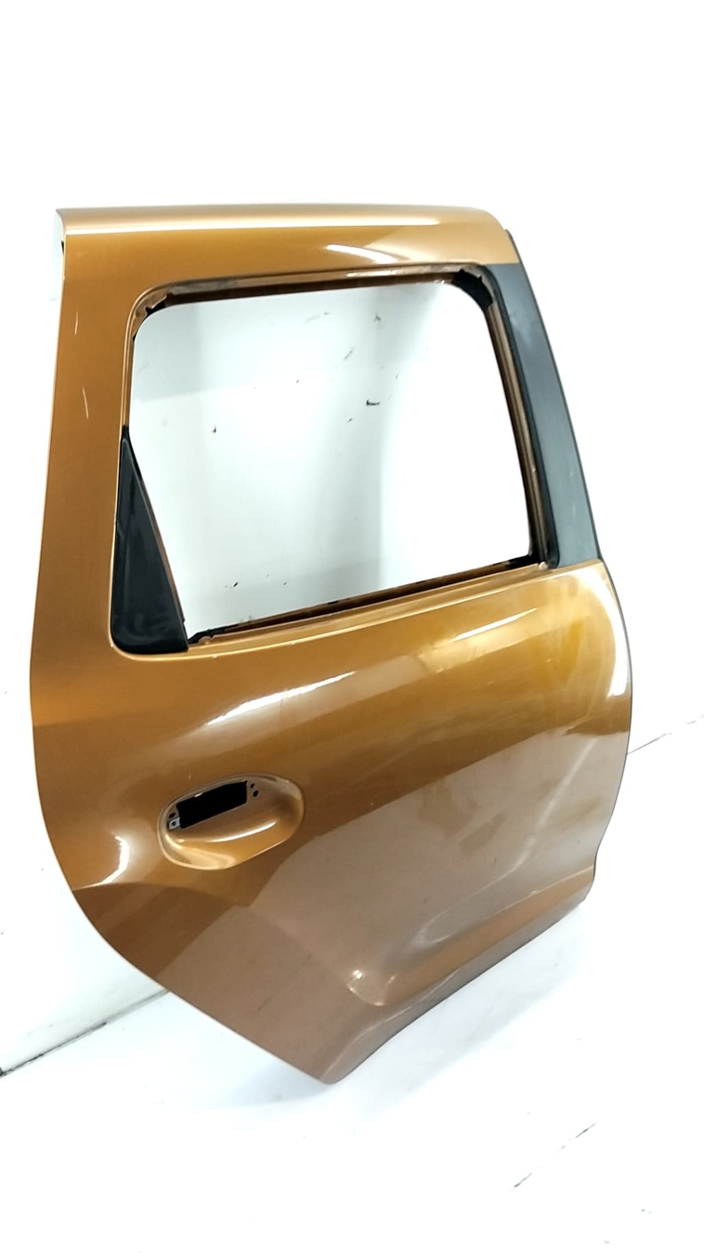 Puerta trasera derecha DACIA DUSTER 2