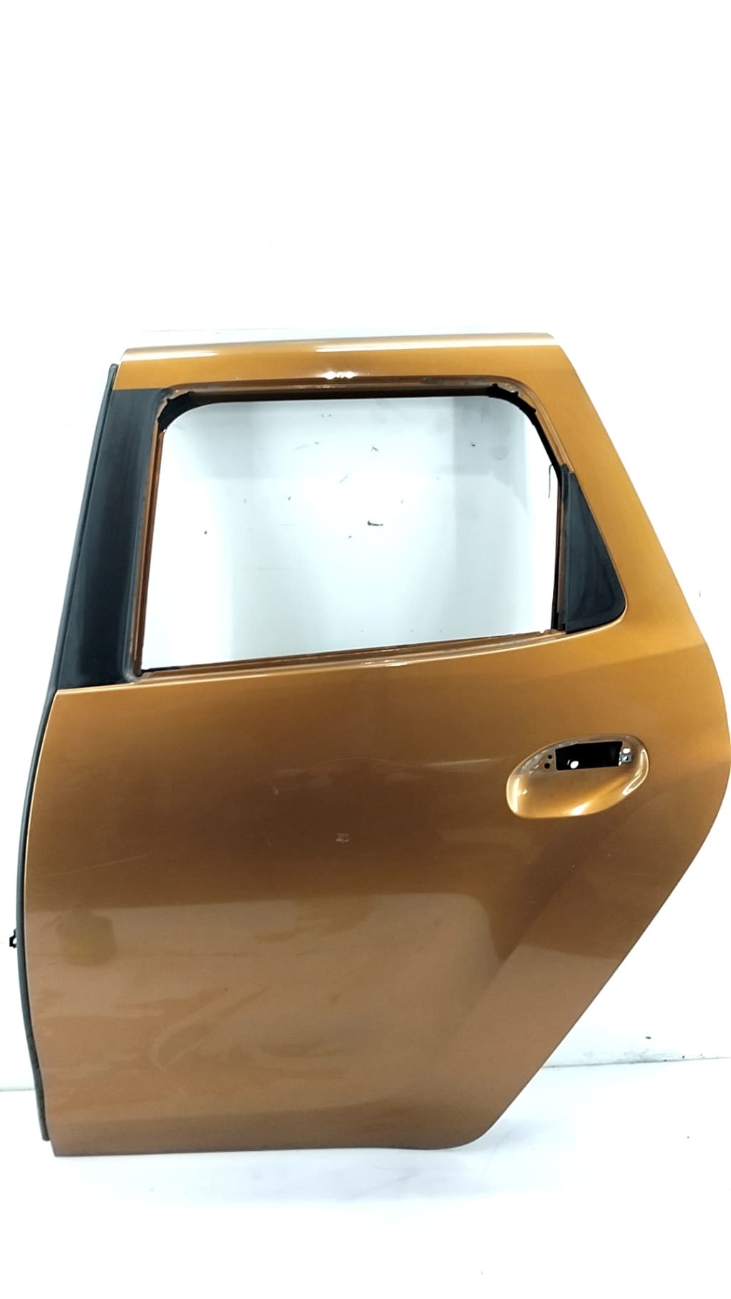 Puerta trasera izquierda DACIA DUSTER