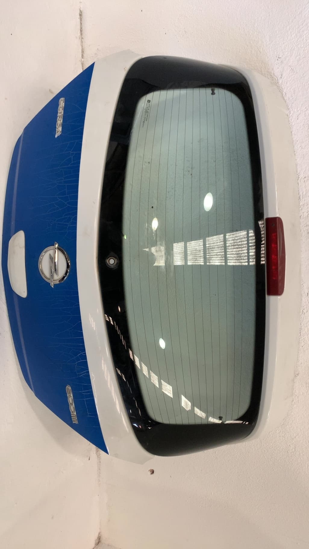 Porton trasero OPEL CORSA D