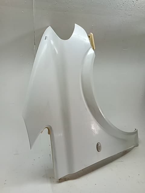 Aleta delantera derecha MERCEDES-BENZ VITO (W639) BASIC, COMBI