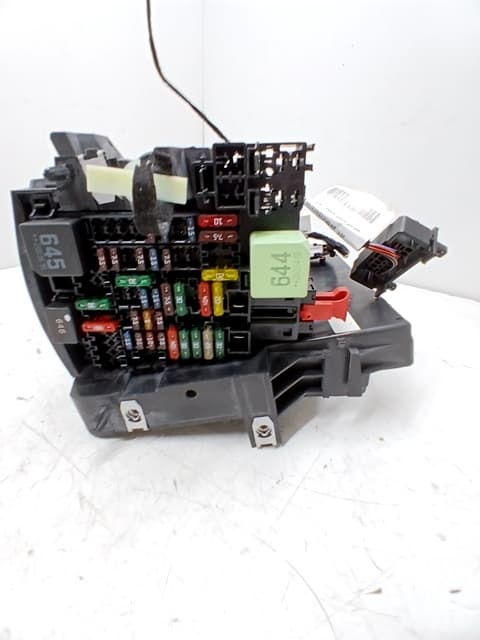 Caja reles / fusibles VOLKSWAGEN T-CROSS