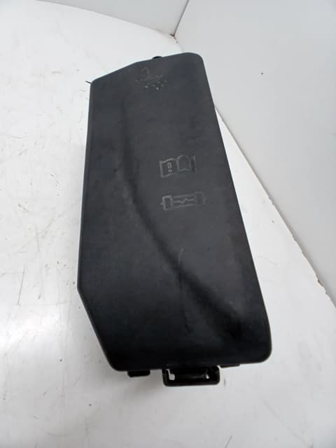 Caja reles / fusibles VOLKSWAGEN T-CROSS 2