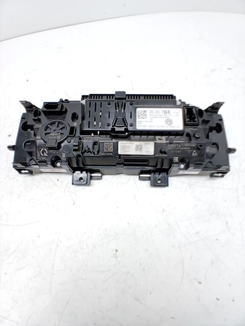 Cuadro instrumentos VOLKSWAGEN T-CROSS 3