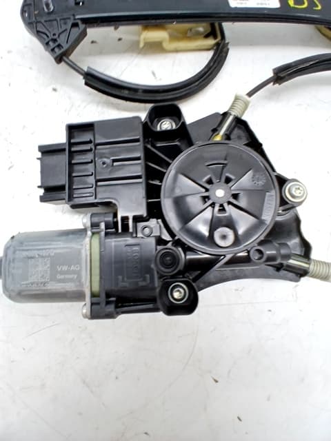 Elevalunas delantero izquierdo VOLKSWAGEN T-CROSS 4