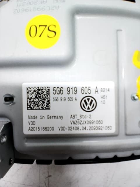 Pantalla multifuncion VOLKSWAGEN T-CROSS 2
