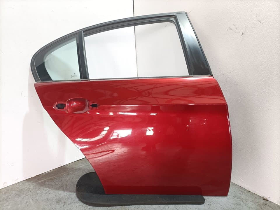 Puerta trasera derecha BMW SERIE 3 BERLINA (E90)