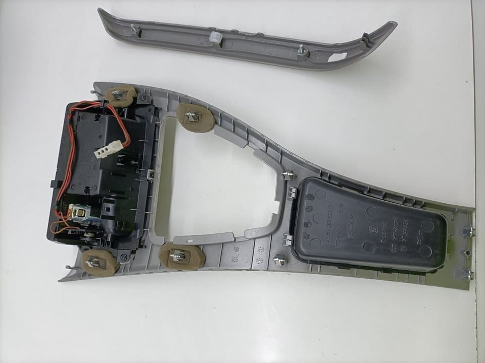Plastico BMW SERIE 3 BERLINA (E90) 4