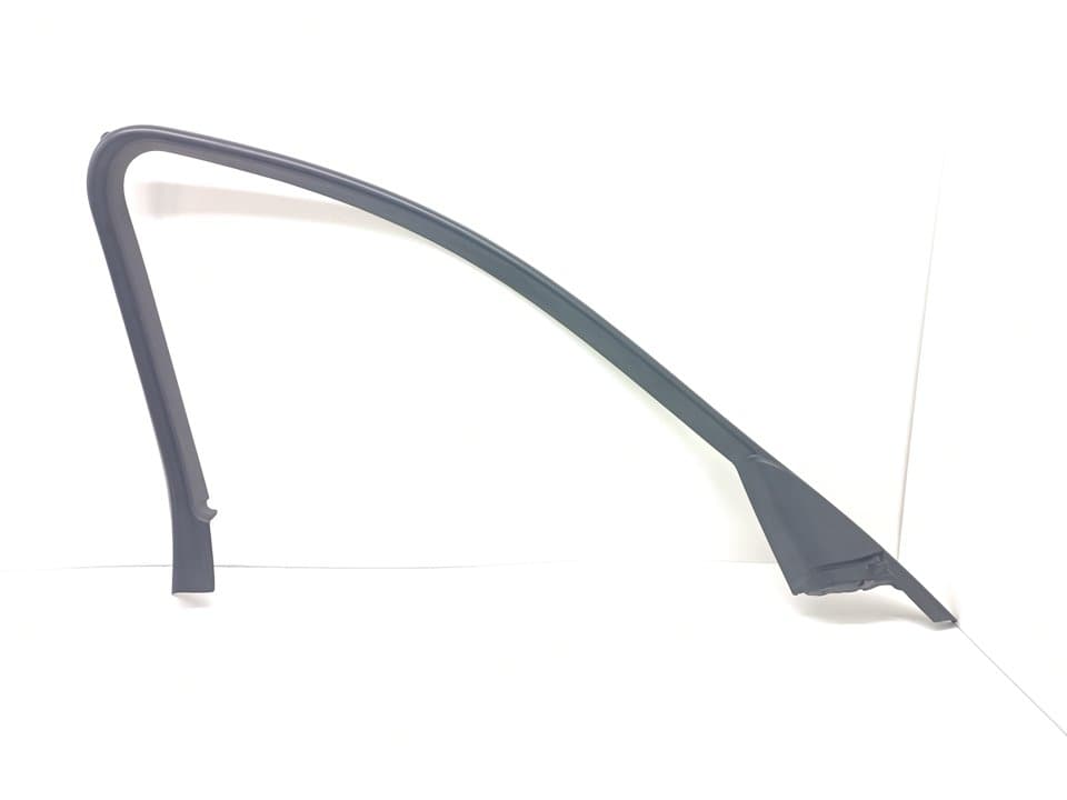 Plastico BMW SERIE 3 BERLINA (E90)
