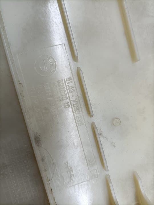 Plastico BMW SERIE 3 BERLINA (E90) 3