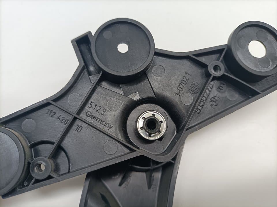Cerradura capot BMW SERIE 3 BERLINA (E90) 2