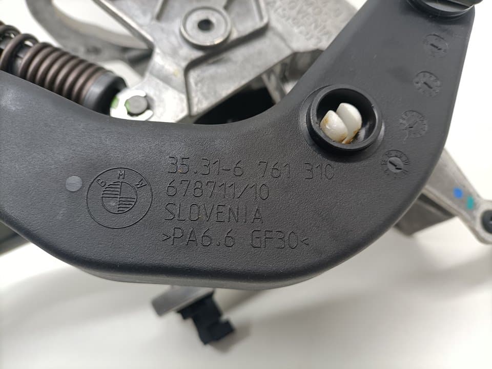 Pedal embrague BMW SERIE 3 BERLINA (E90) 4