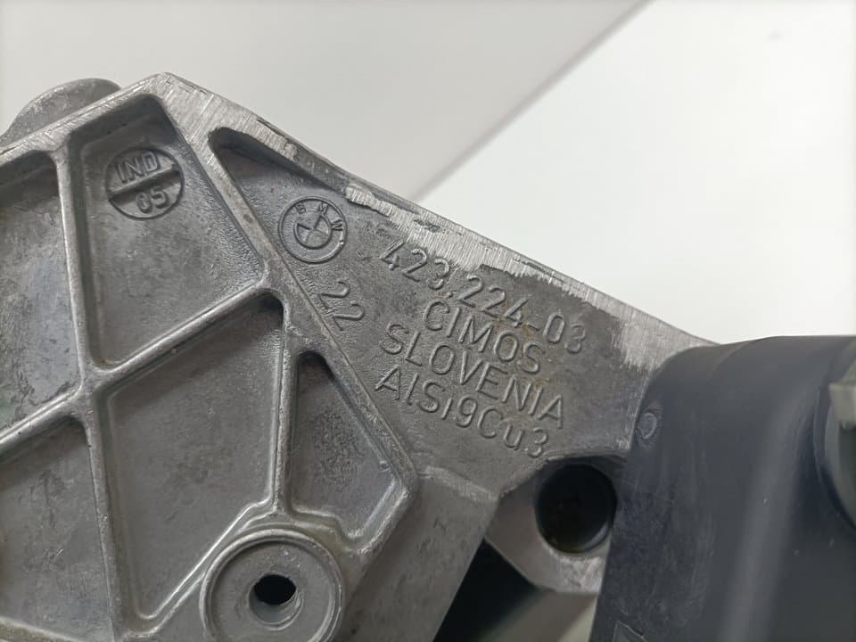 Pedal embrague BMW SERIE 3 BERLINA (E90) 3