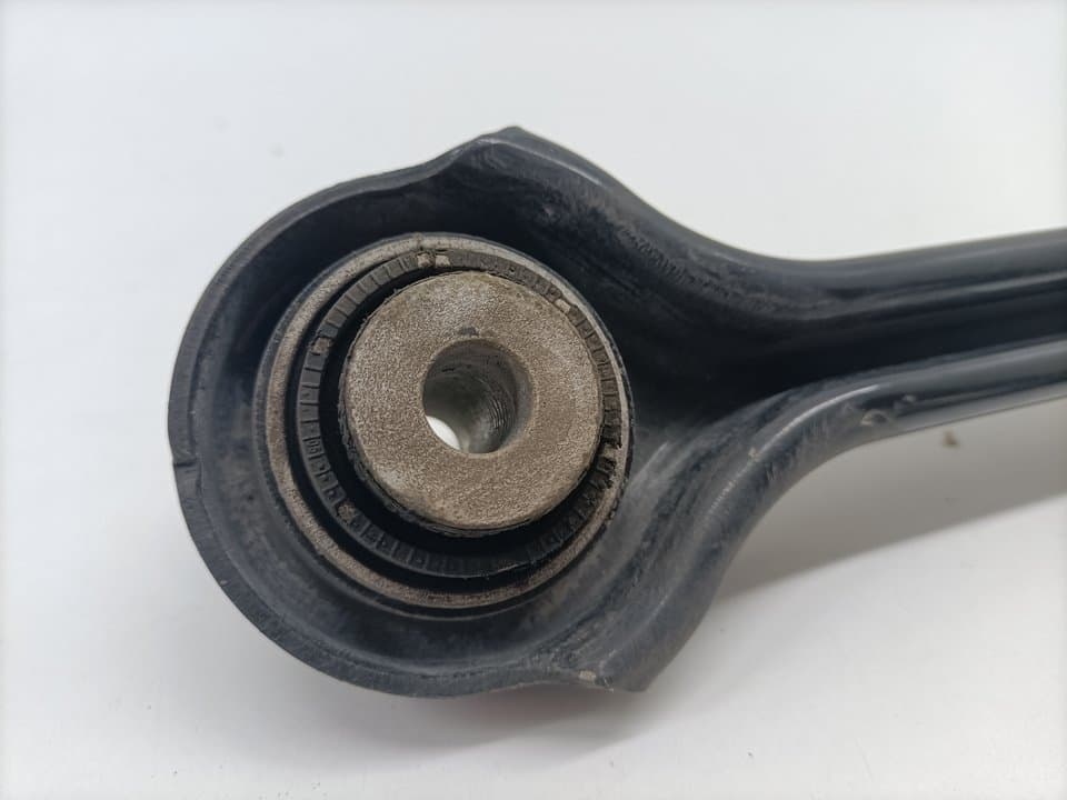 Brazo suspension superior trasero derecho BMW SERIE 3 BERLINA (E90) 4