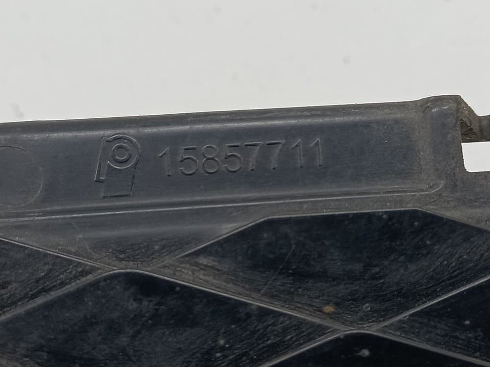 Rejilla delantera BMW SERIE 3 BERLINA (E90) 2