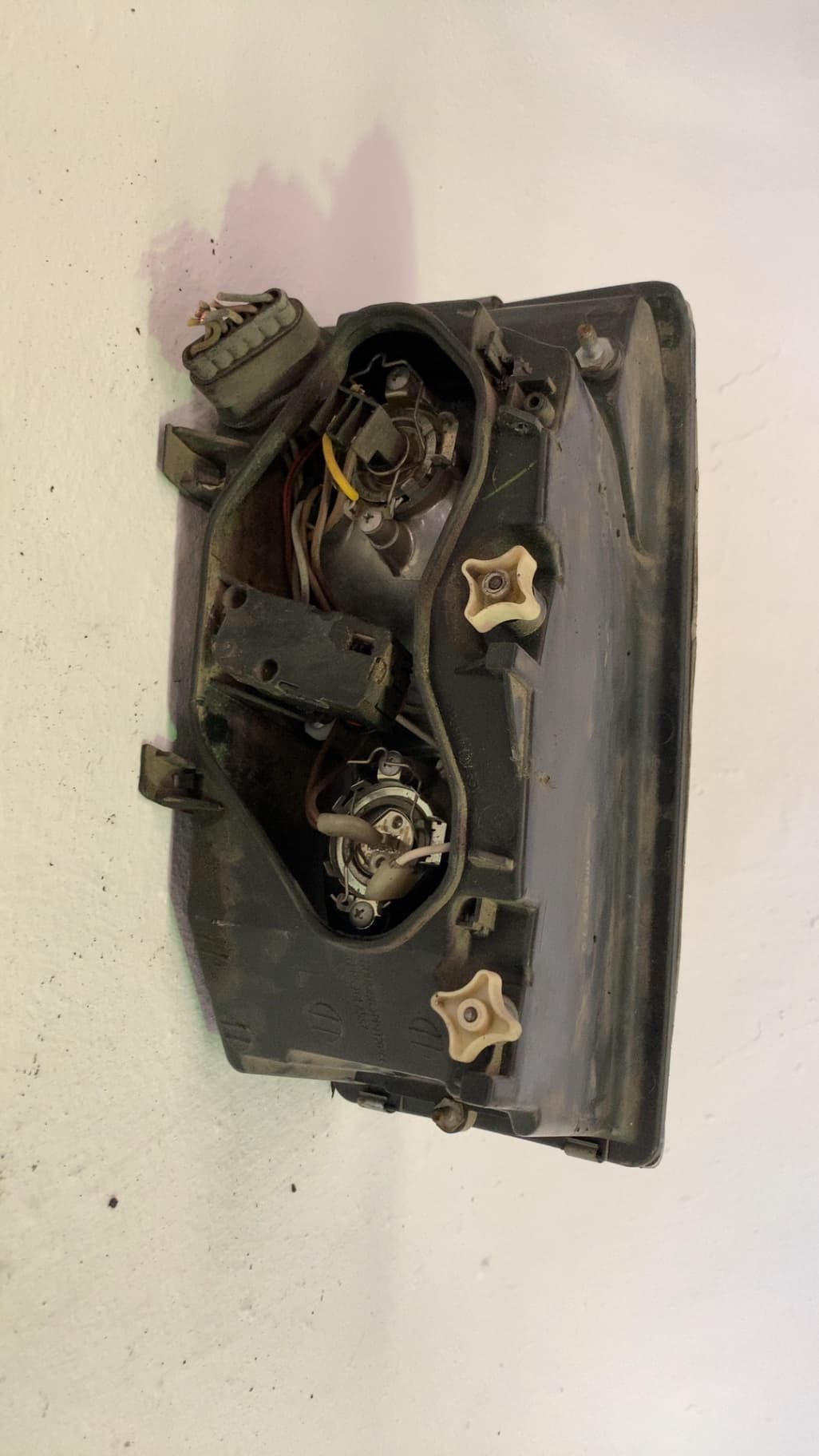 Faro izquierdo IVECO DAILY 2