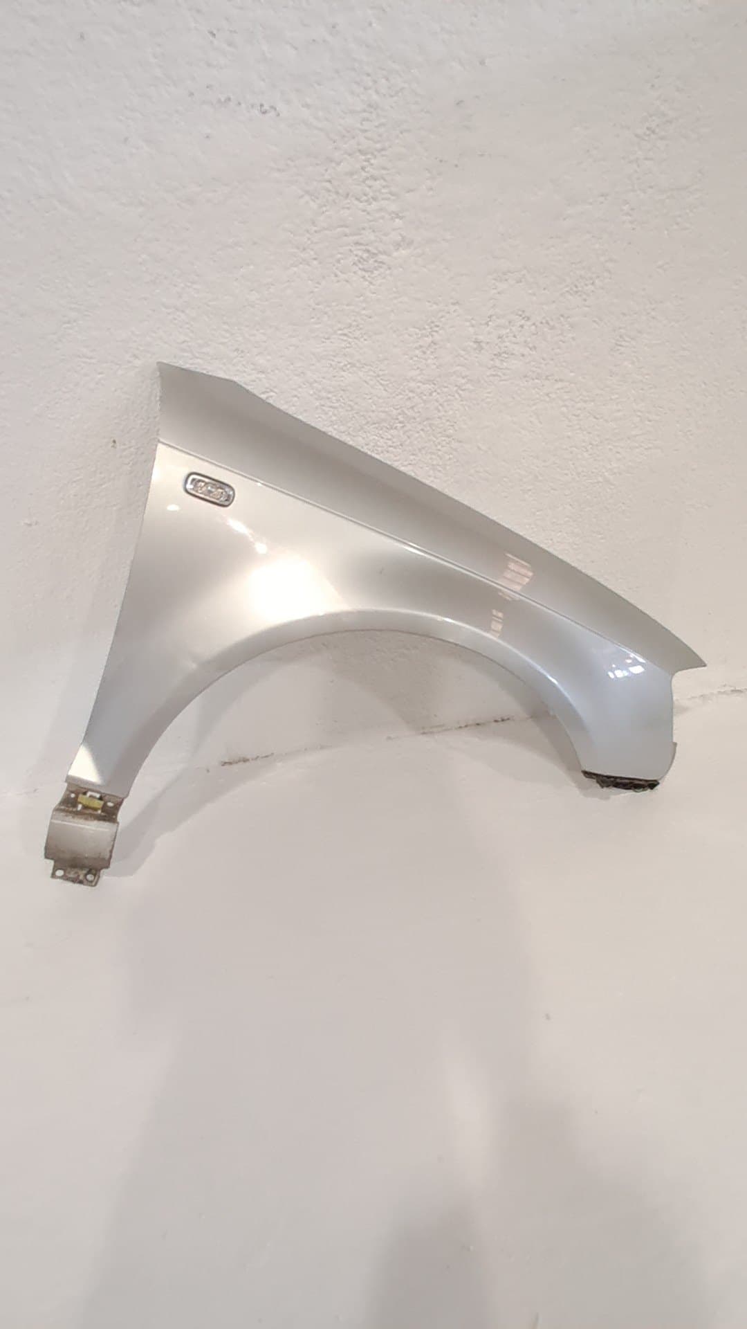 Aleta delantera derecha AUDI A3 (8L)
