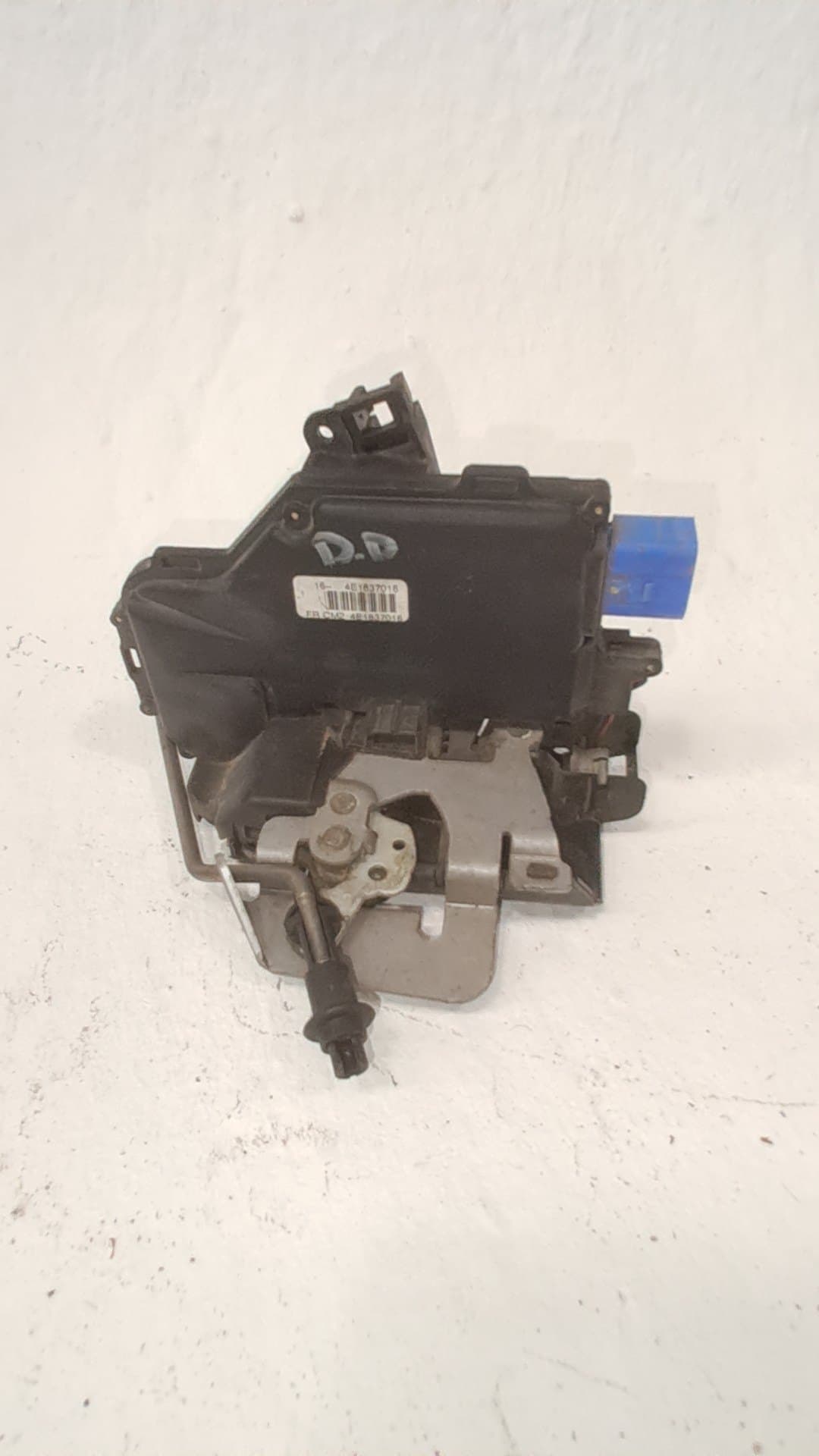 Cerradura puerta delantera derecha AUDI A3 (8L)