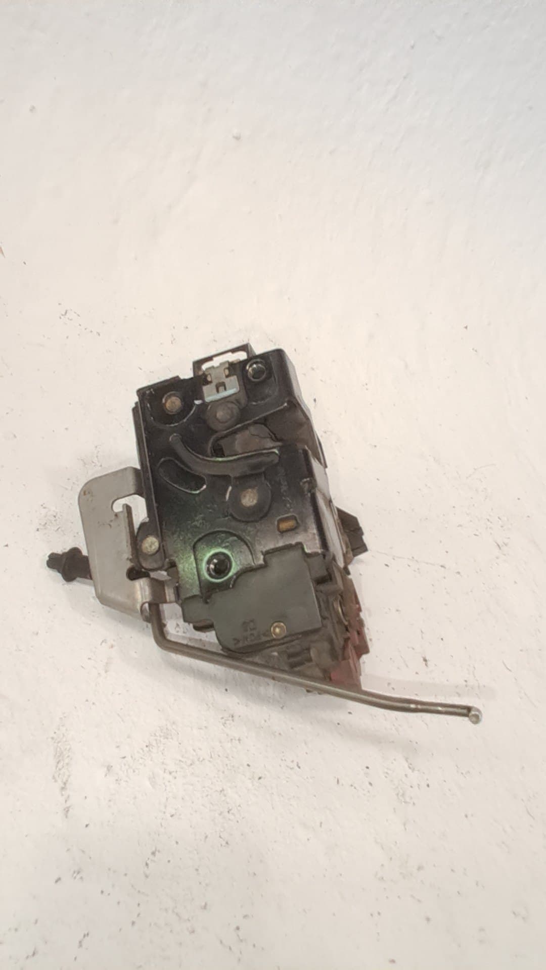 Cerradura puerta delantera derecha AUDI A3 (8L) 2