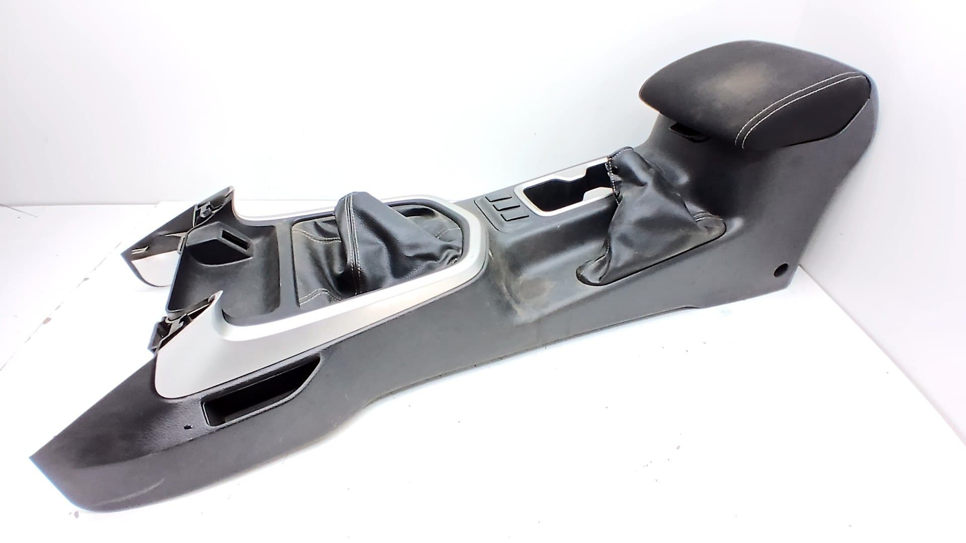 Consola central NISSAN NAVARA