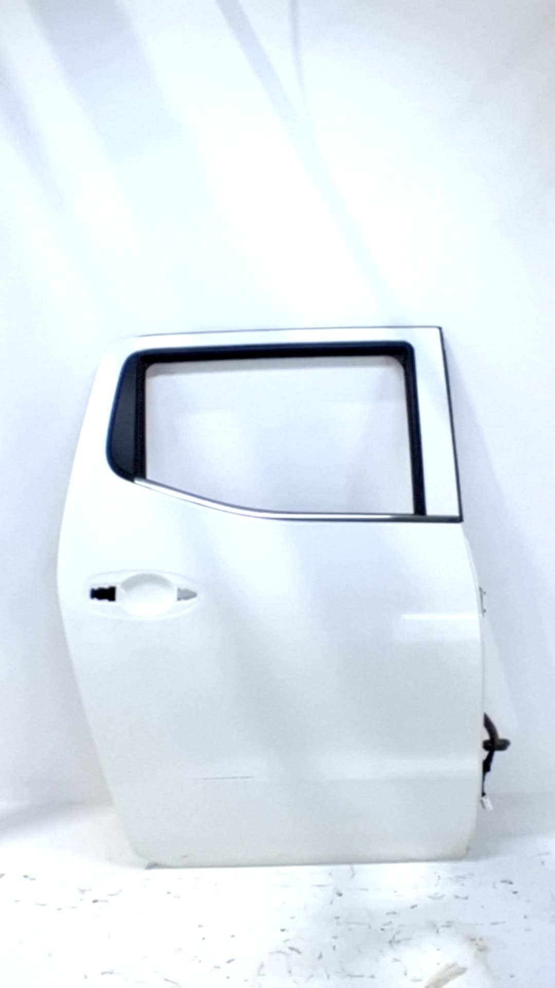 Puerta trasera derecha NISSAN NAVARA