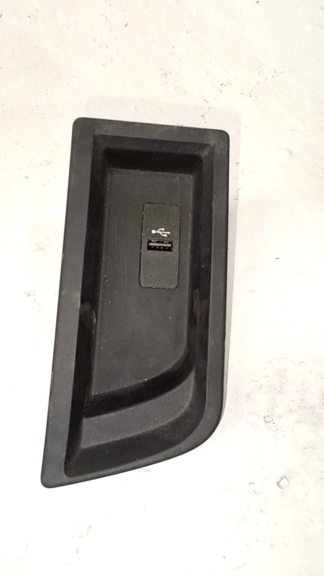 Recambio BMW 1 (F20) ref. 84109229294