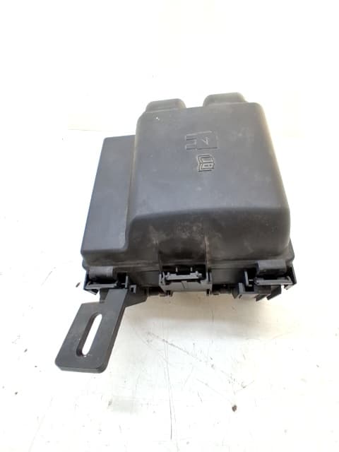 Caja reles / fusibles FORD FIESTA