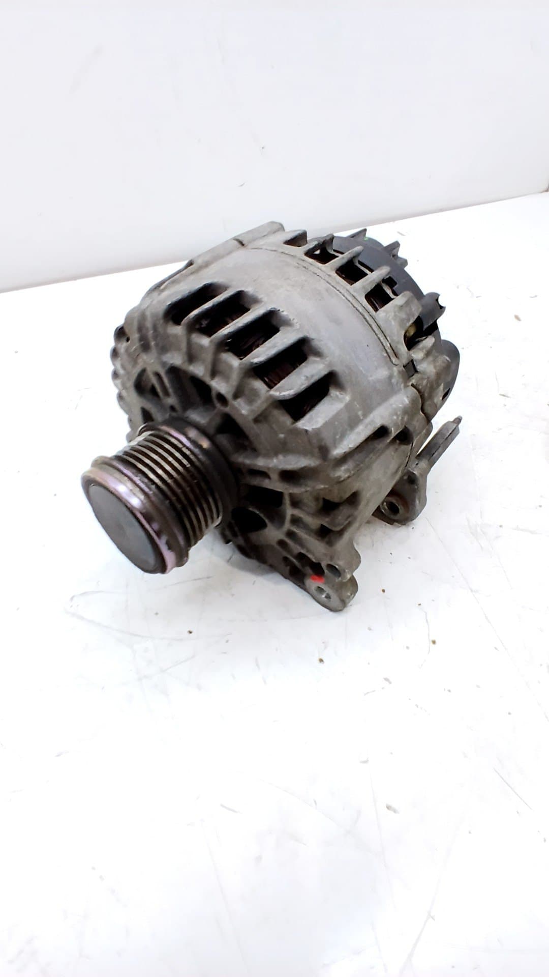 Alternador VOLKSWAGEN TIGUAN (AX1)