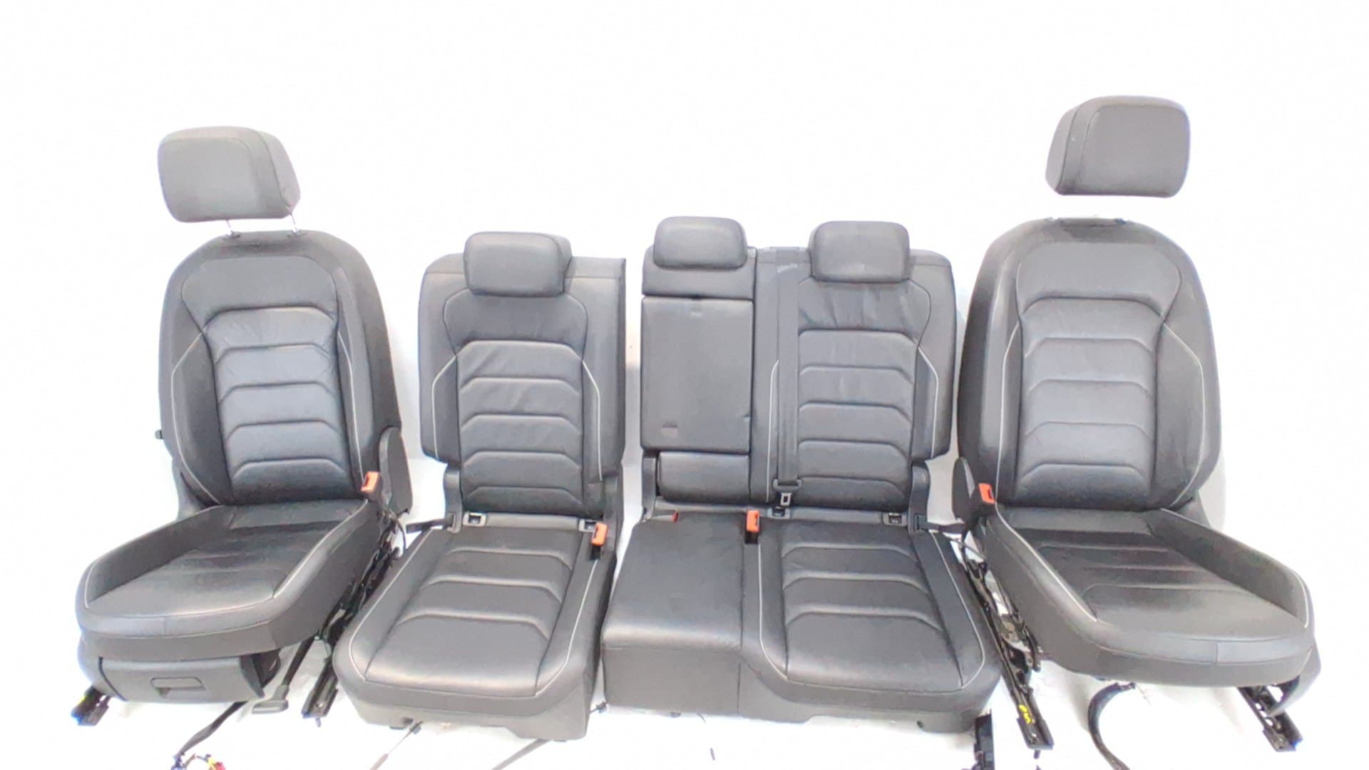 Juego asientos completo VOLKSWAGEN TIGUAN (AX1)