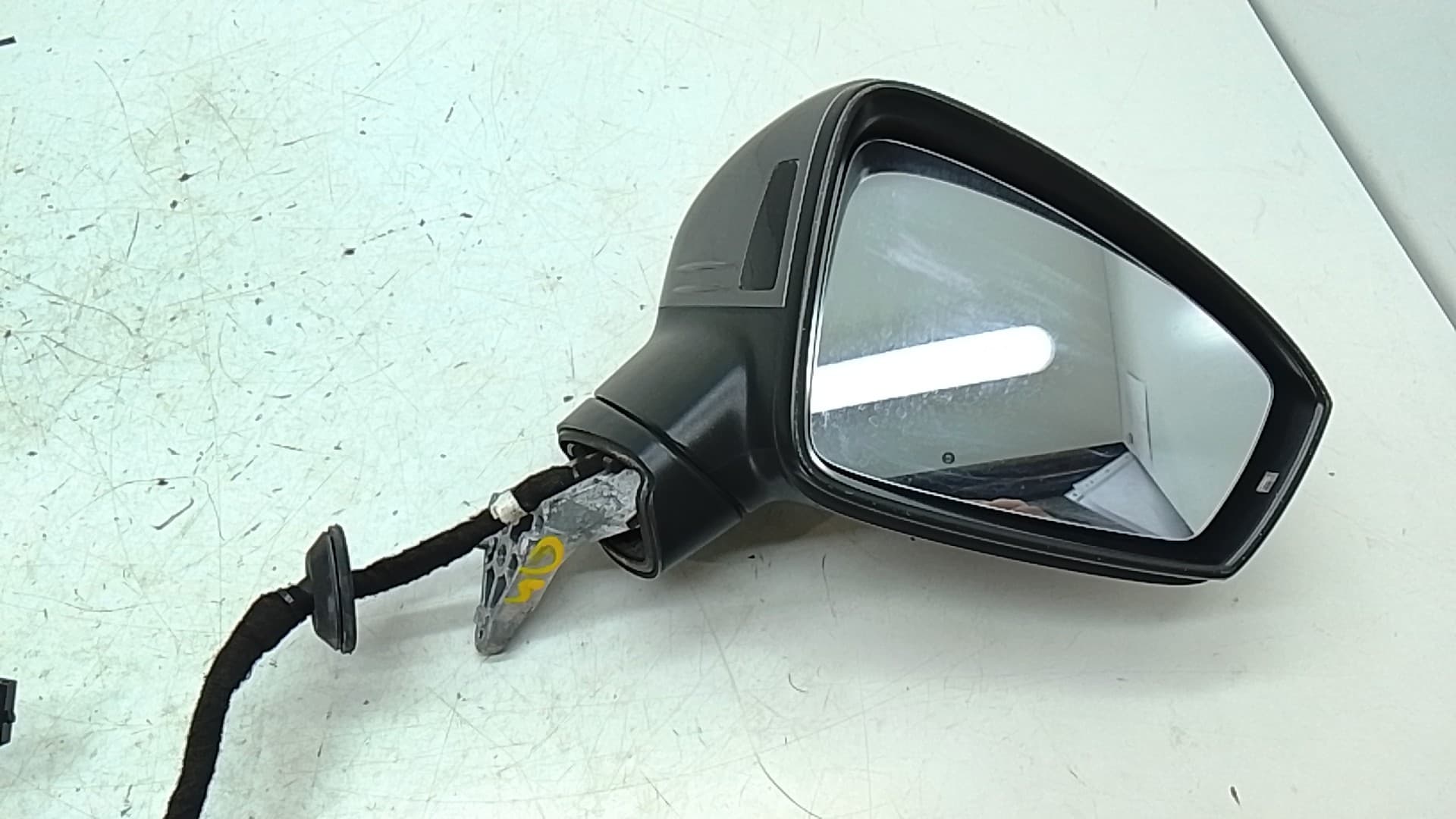 Retrovisor derecho VOLKSWAGEN TIGUAN (AX1) 2