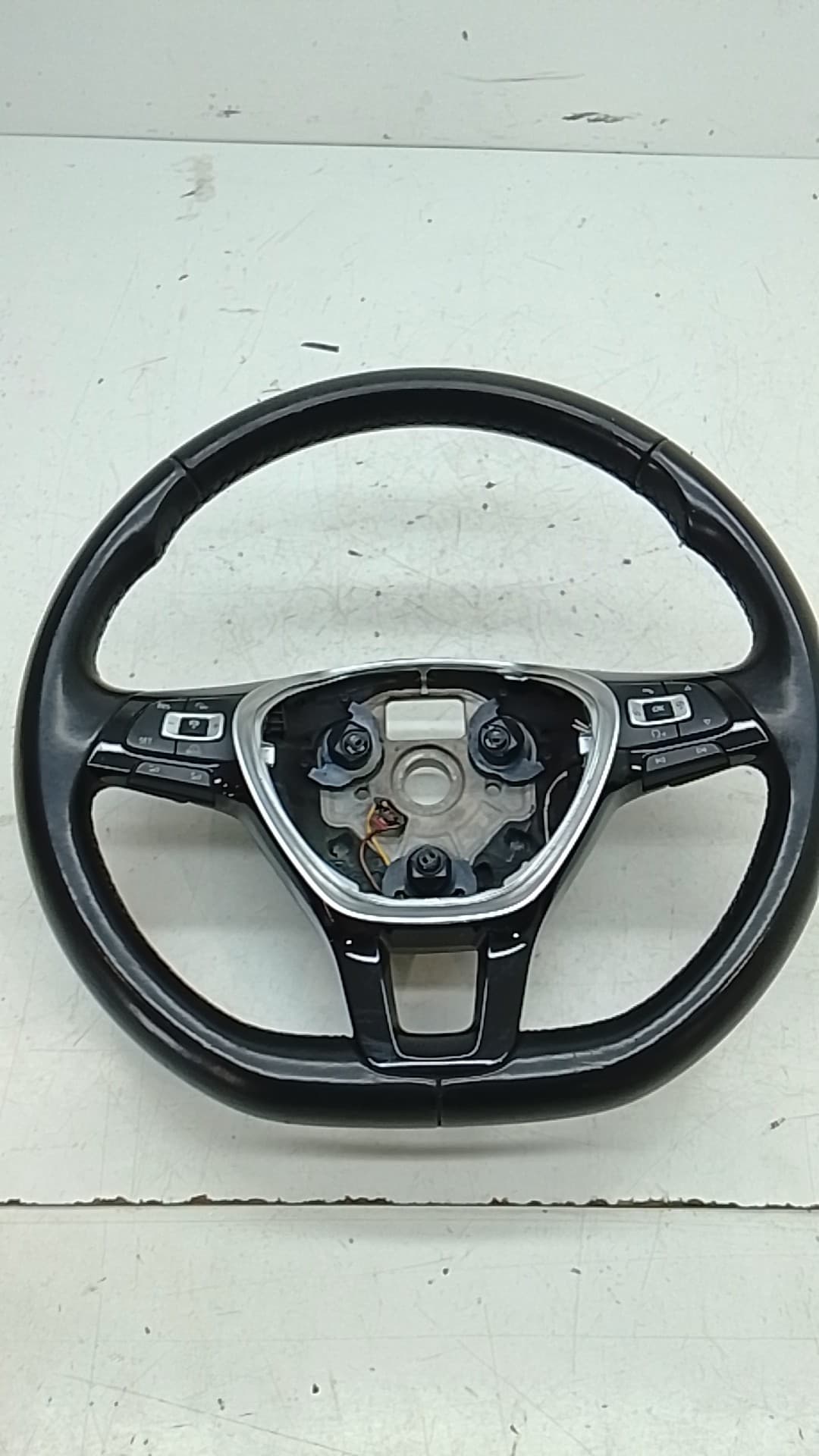 Volante VOLKSWAGEN TIGUAN (AX1)